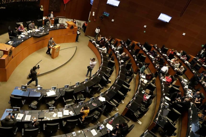 Vista general de una sesión plenaria del Senado de México, en la Ciudad de México (México). Imagen de archivo. EFE/Madla Hartz