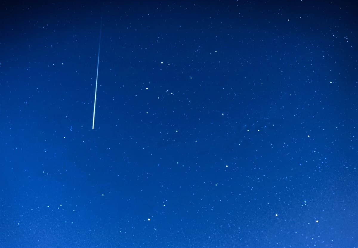 Dos lluvias de meteoros brillarán en el cielo nocturno alrededor de Halloween