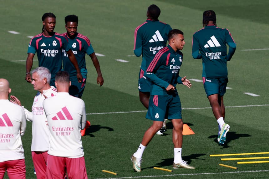 Francia cierra el caso de Mbappé contra el PSG por una denuncia de acoso moral