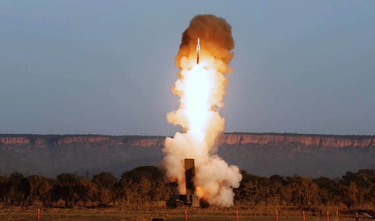 Marina adjudica a empresa Raytheon un contrato de hasta 24.4 MMD para el misil Standard-6