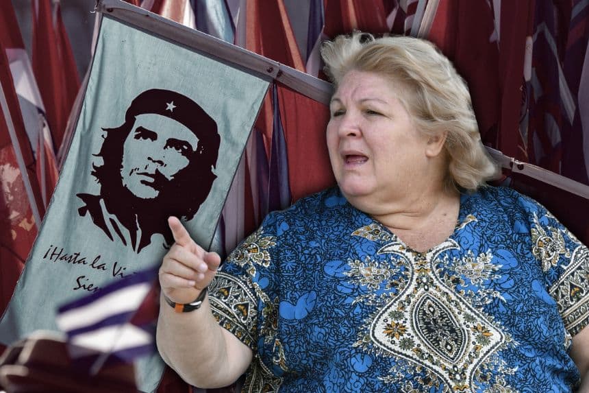 Imagen ilustrativa: Fondo, Un manifestante sostiene una pancarta con la imagen del fallecido héroe revolucionario marxista de origen argentino Ernesto "Che" Guevara durante la conmemoración del Primero de Mayo (Día del Trabajador) para marcar el día internacional de los trabajadores, en la Plaza de la Revolución de La Habana, el 1 de mayo de 2022. Frente, hija mayor del líder comunista Che Guevara, Aleida Guevara (AIZAR RALDES/AFP via Getty Images)