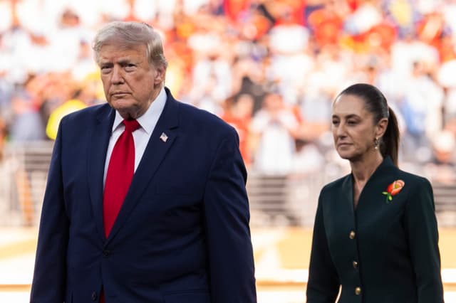 El presidente de Estados Unidos, Donald Trump, y la presidenta de México, Claudia Sheinbaum, durante la final del Mundial en el New York New Jersey Stadium el 19 de julio de 2026 en East Rutherford, Nueva Jersey. (David Ramos/Getty Images)