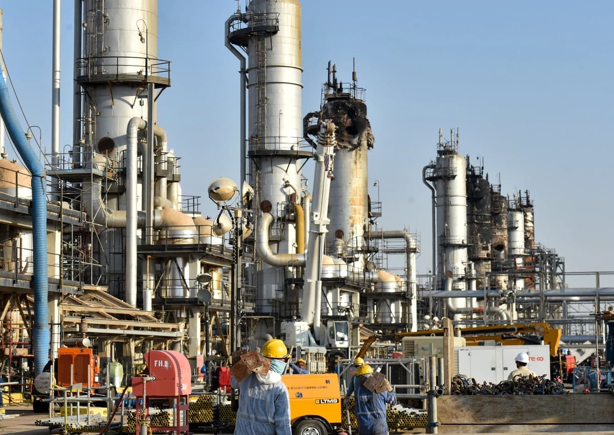 OPEP+ mantendrá niveles actuales de producción de petróleo en noviembre