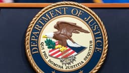 Funcionario público de Boston acepta declararse culpable de fraude relacionado con COVID-19