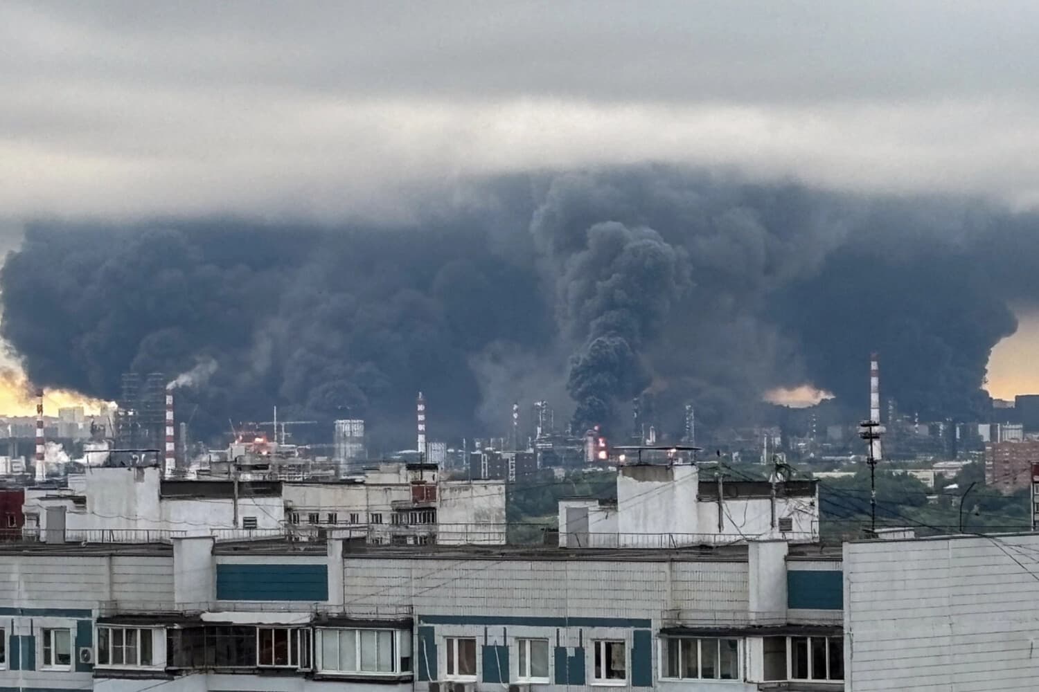 El petróleo crudo Brent alcanza los 110 dólares por barril