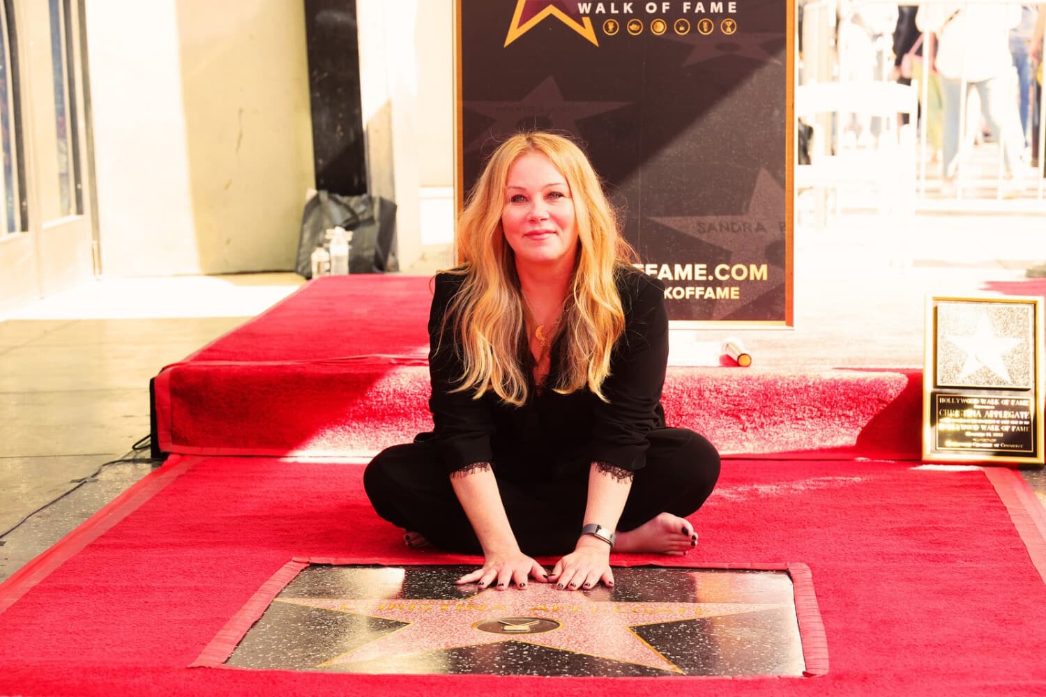 Christina Applegate afirma que le diagnosticaron erróneamente esclerosis múltiple