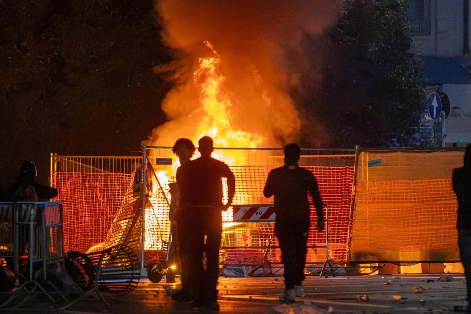 Italia aprueba medidas de seguridad más estrictas tras los disturbios en ciudades del norte