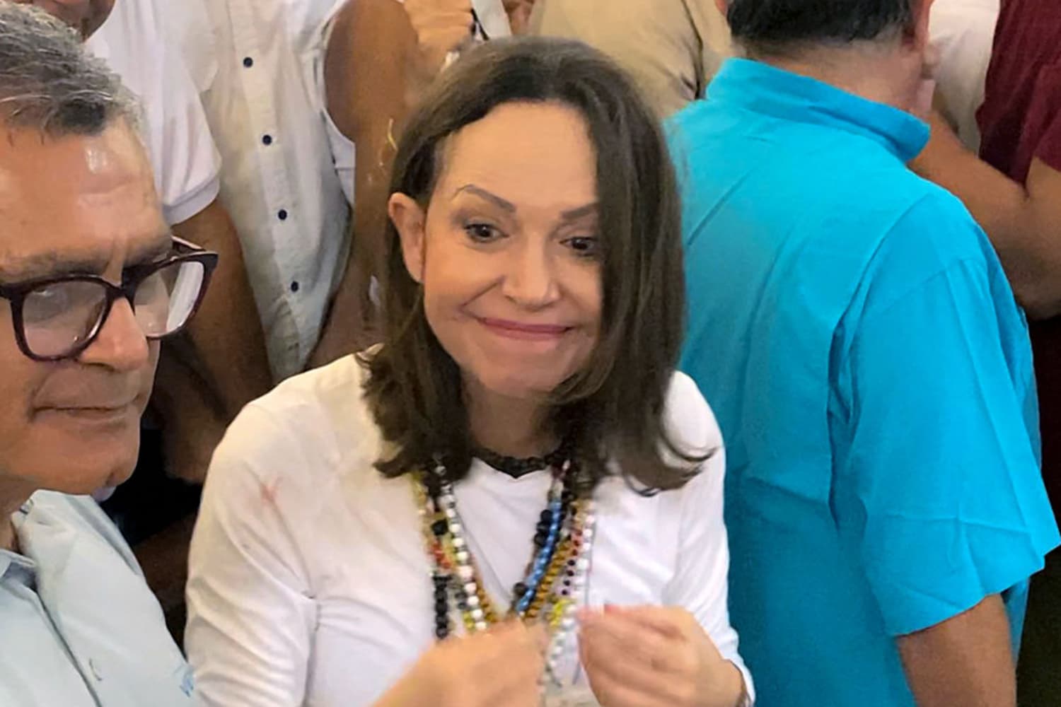 María Corina Machado llega en caravana a Caracas en su retorno a Venezuela
